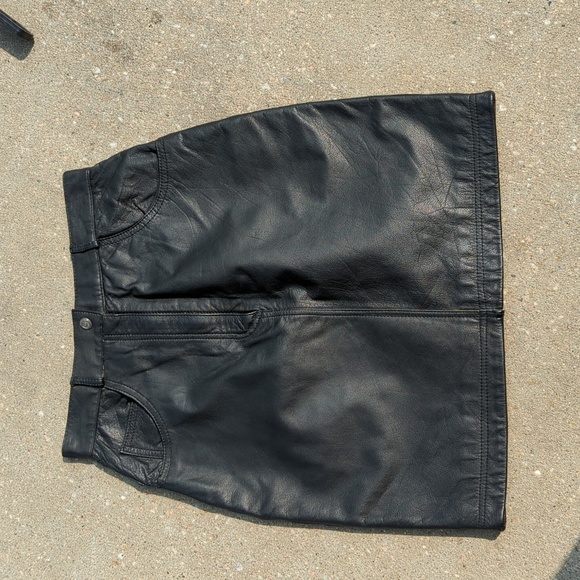 Vintage Express leather mini skirt 4/6 - Picture 1 of 11
